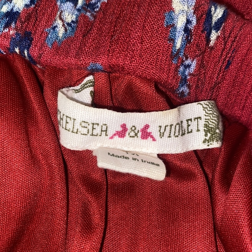 Chelsea & Violet Red crop top - Picture 6 of 6